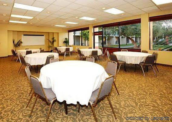 Quality Inn & Suites Downtown Phoenix Restaurante foto